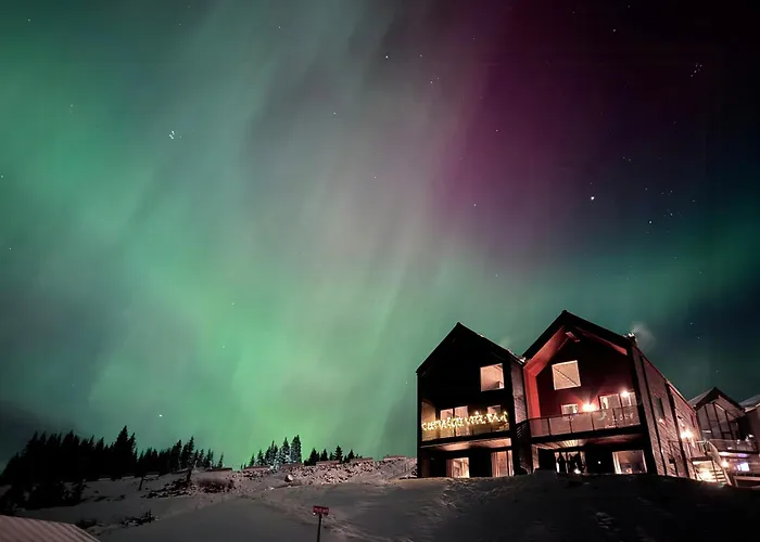 Modern Overlooking Gudbrandsdalen Øyer