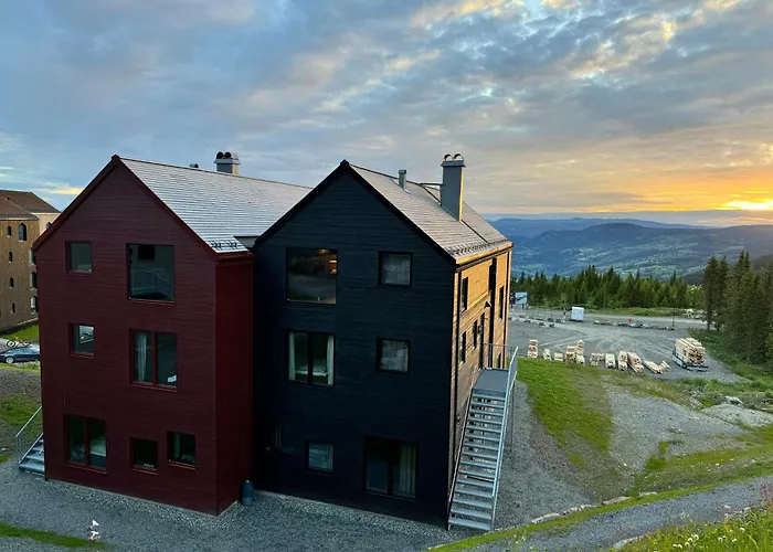 Modern Overlooking Gudbrandsdalen * Øyer